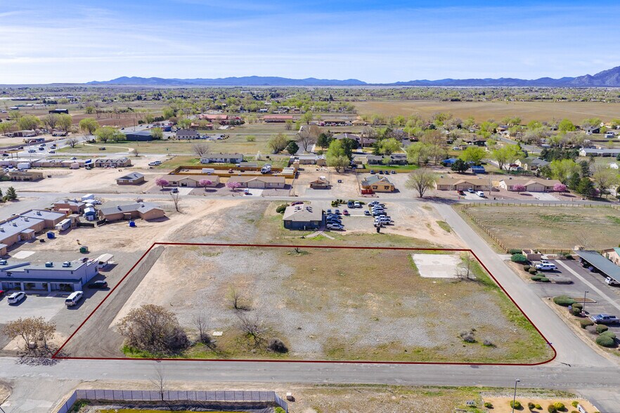 399-443 W Palomino Rd, Chino Valley, AZ à vendre - Photo principale – Image 1 sur 33