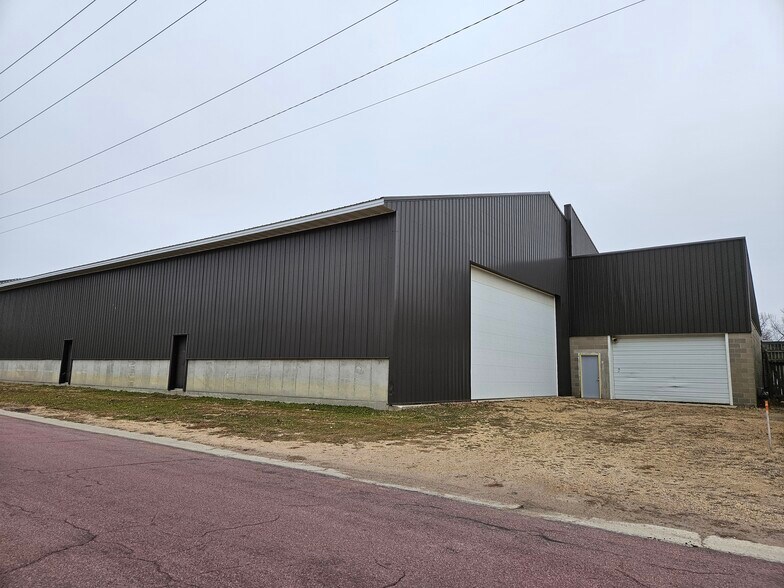 500 Armstrong Blvd N, Saint James, MN à vendre - Photo de l’immeuble – Image 2 sur 17