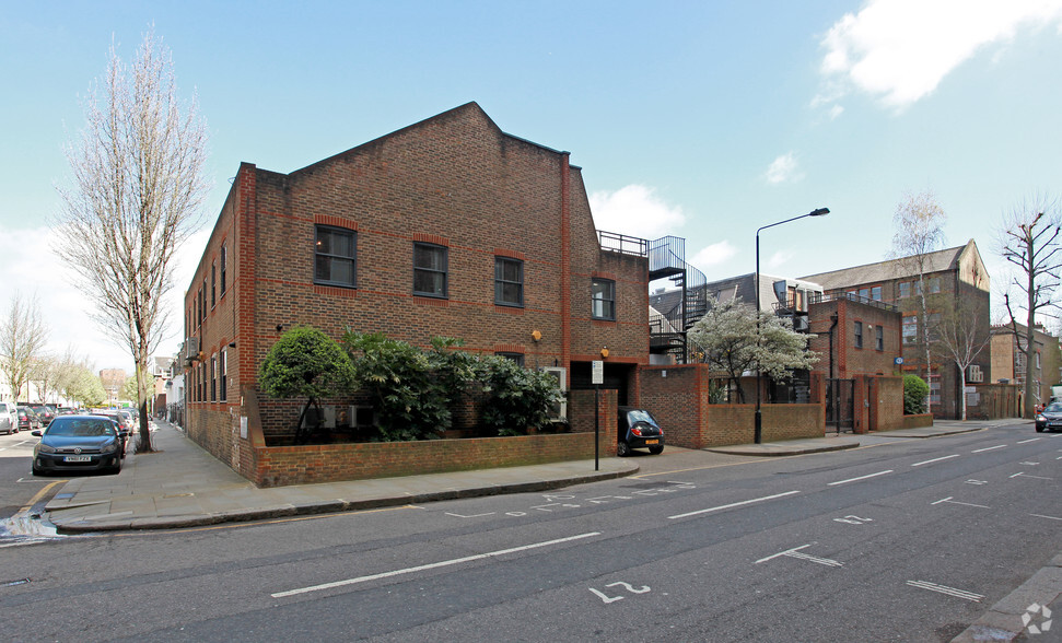 92 Lots Rd, Londres à vendre - Photo de l’immeuble – Image 3 sur 12