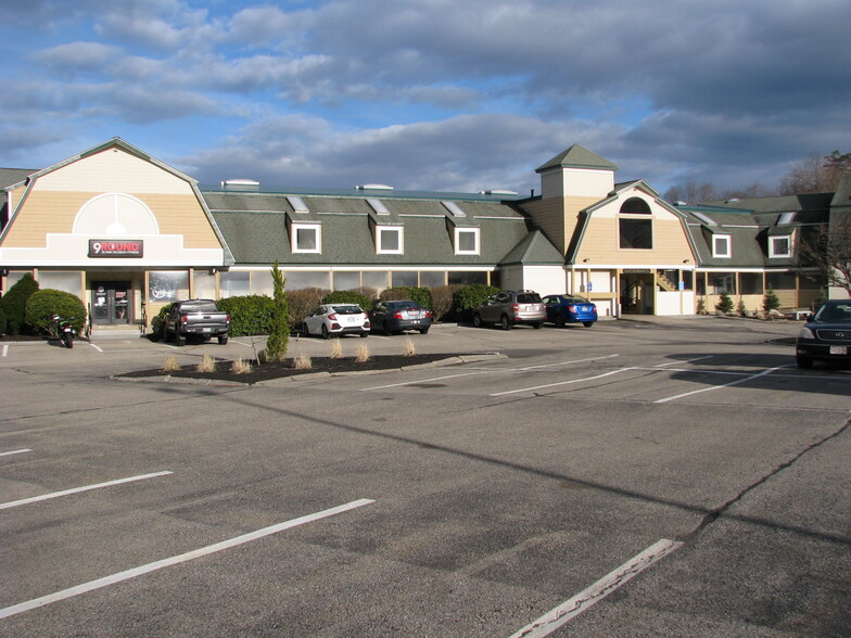 72 Mirona Rd, Portsmouth, NH à louer - Photo de l’immeuble – Image 1 sur 10