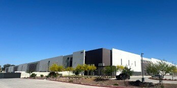 17780 W Thomas Rd, Goodyear, AZ à louer - Photo de l’immeuble – Image 2 sur 5