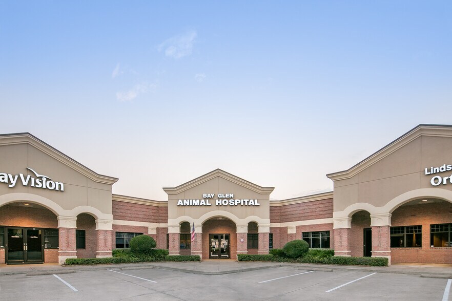 1616 Clear Lake City Blvd, Houston, TX à louer - Photo de l’immeuble – Image 2 sur 4