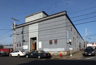 Plus de détails pour 29 Bennett St, Lynn, MA - Industriel/Logistique à vendre