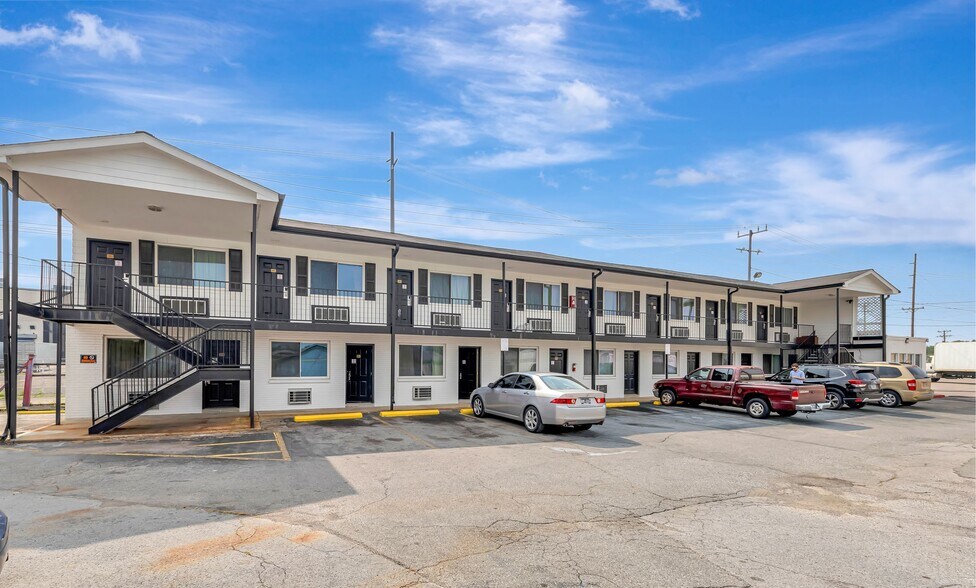 451 Aerospace Way, Nashville, TN à vendre - Photo principale – Image 1 sur 8