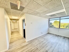 4520 NE 18th Ave, Fort Lauderdale, FL à louer Photo intérieure– Image 2 sur 11