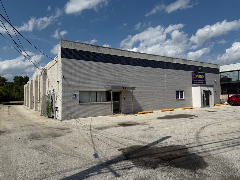 31-33 Industrial Hwy, Essington, PA à louer - Photo de l’immeuble – Image 2 sur 15