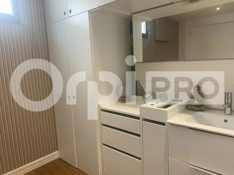 Local commercial dans Esbly à louer - Photo de l’immeuble – Image 3 sur 7