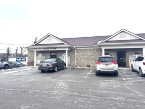 3645 N Briarwood Ln, Muncie, IN à louer Photo intérieure– Image 1 sur 15