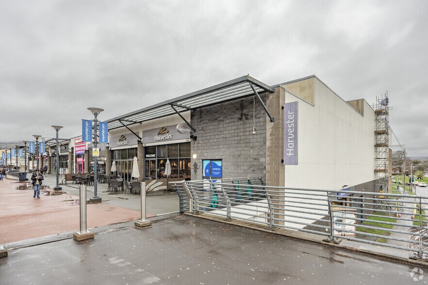 Glyndwr Rd, Cwmbran à vendre - Photo de l’immeuble – Image 3 sur 4