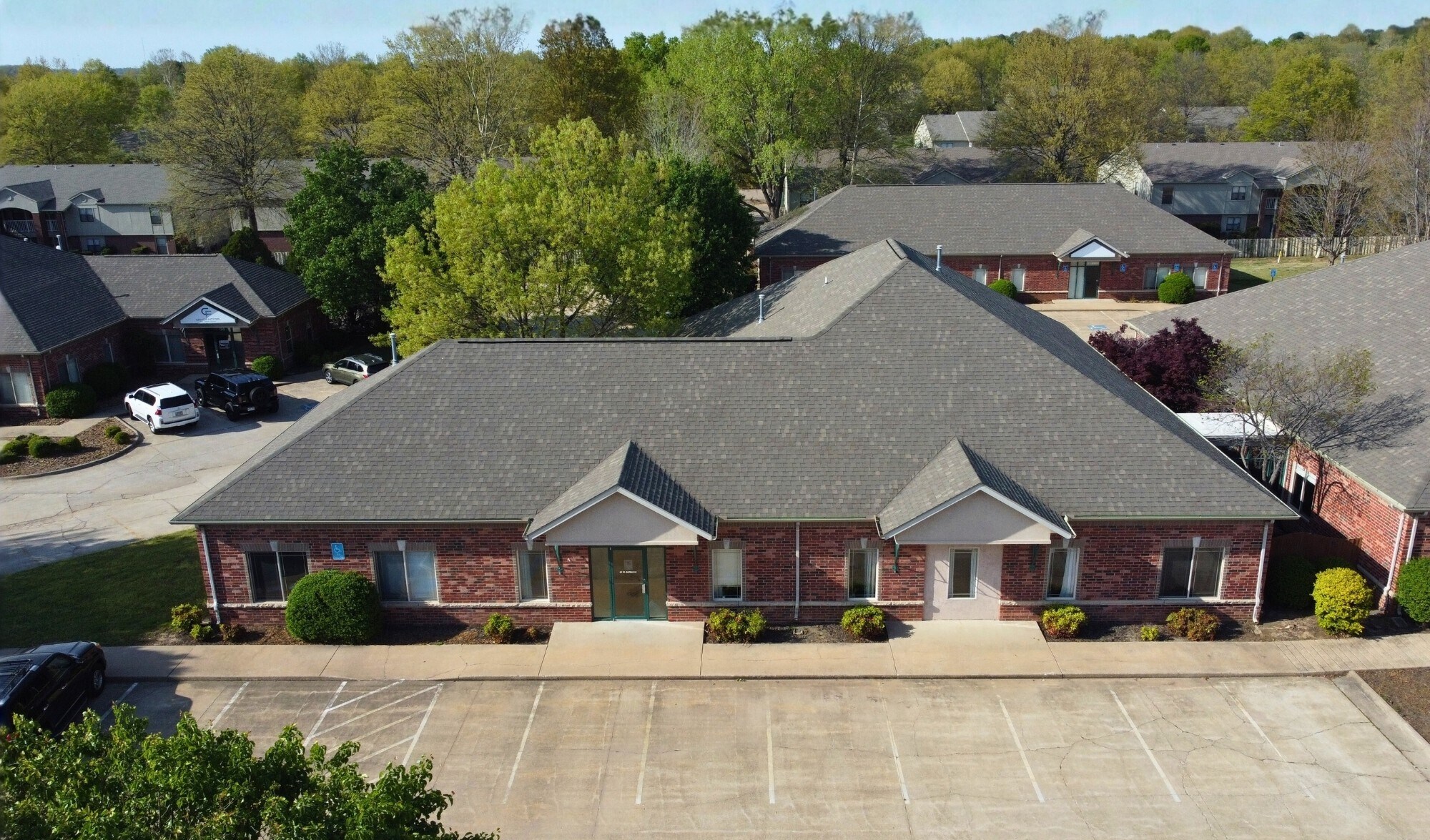 60 W Sunbridge Dr, Fayetteville, AR à louer Photo de l’immeuble– Image 1 sur 6