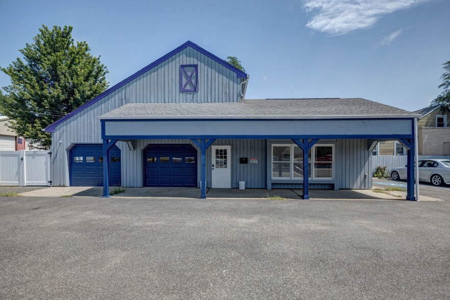 409 State Route 36, Port Monmouth, NJ à vendre - Photo de l’immeuble – Image 1 sur 9