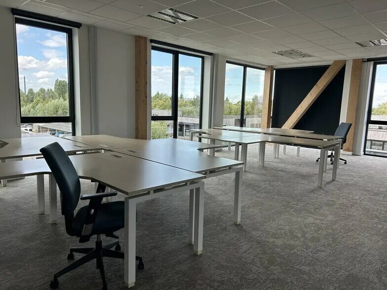 Bureau dans VILLENEUVE-D'ASCQ à louer - Photo de l’immeuble – Image 3 sur 7