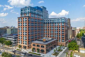 Plus de détails pour 435 N Broad St, Philadelphia, PA - Local commercial à louer