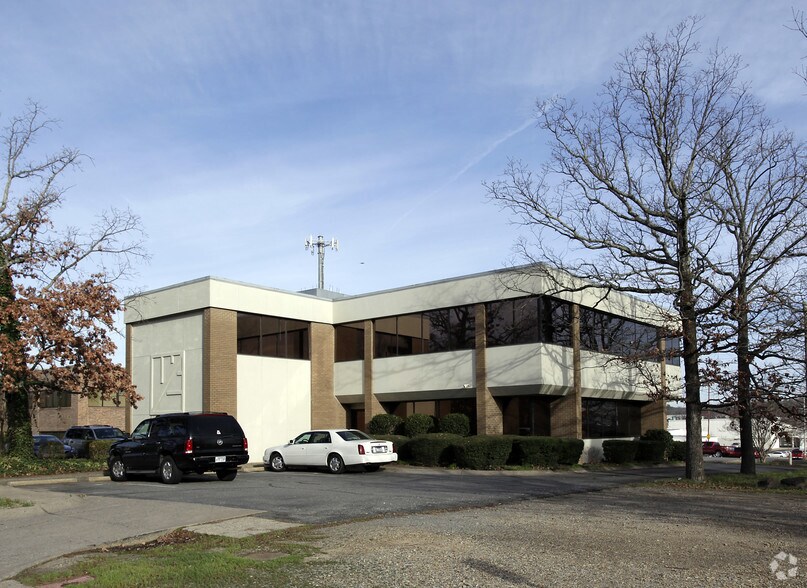 4 Shackleford Plz, Little Rock, AR à louer - Photo principale – Image 1 sur 19