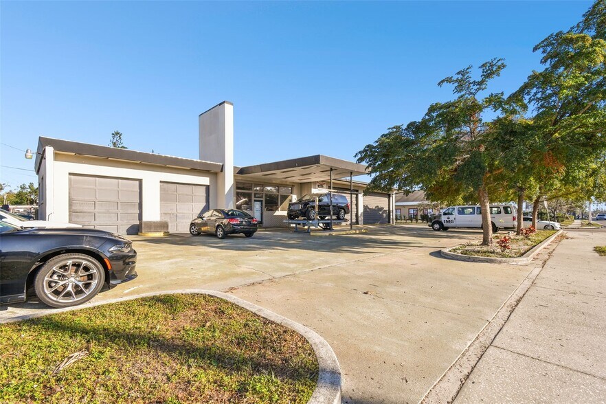 2011 9th St, Bradenton, FL à vendre - Photo de l’immeuble – Image 3 sur 22