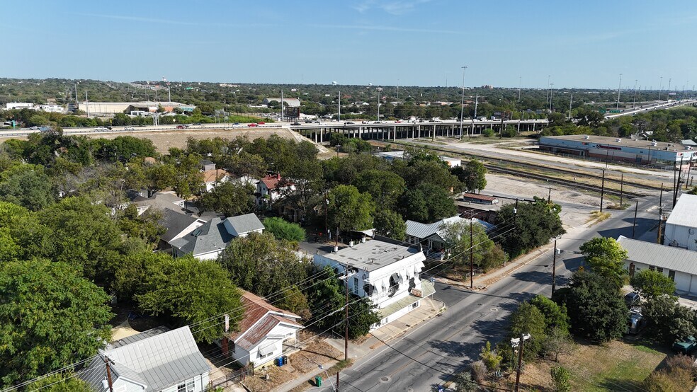 1720 S Presa St, San Antonio, TX à vendre - Photo de l’immeuble – Image 3 sur 15