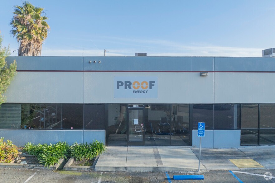 45445-45461 Warm Springs Blvd, Fremont, CA à louer - Photo de l’immeuble – Image 3 sur 12