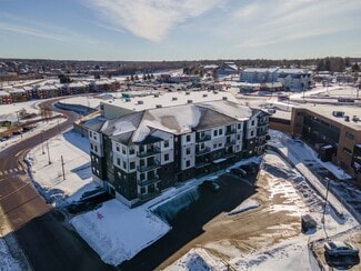 Plus de détails pour 67 Suffolk St, Riverview, NB - Logement à vendre