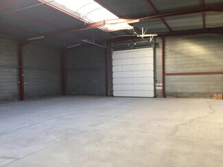 Plus de détails pour Industriel/Logistique à louer