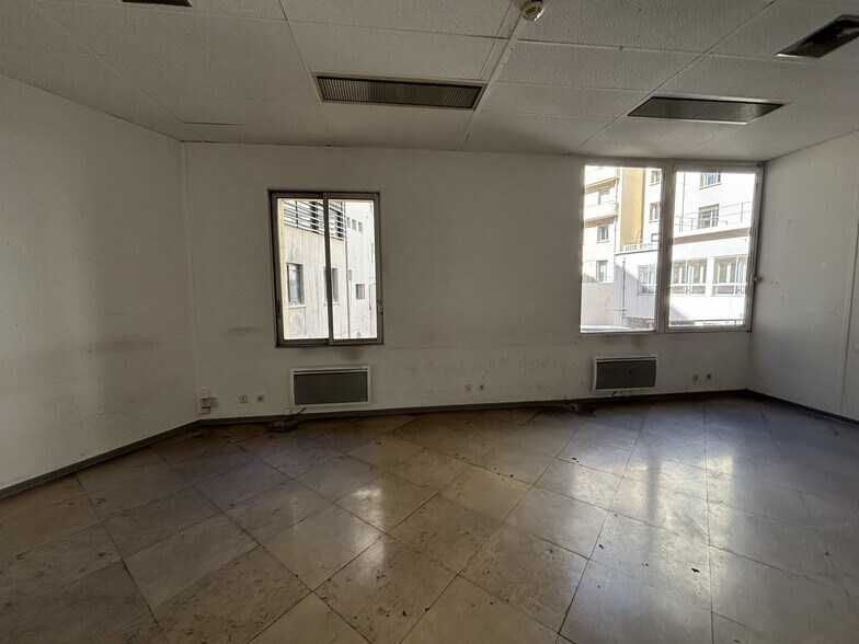 27 Boulevard Charles Nedelec, Marseille à louer - Photo de l’immeuble – Image 3 sur 5