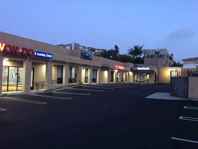 800 Torrance Blvd, Redondo Beach, CA à louer - Photo de l’immeuble – Image 1 sur 13