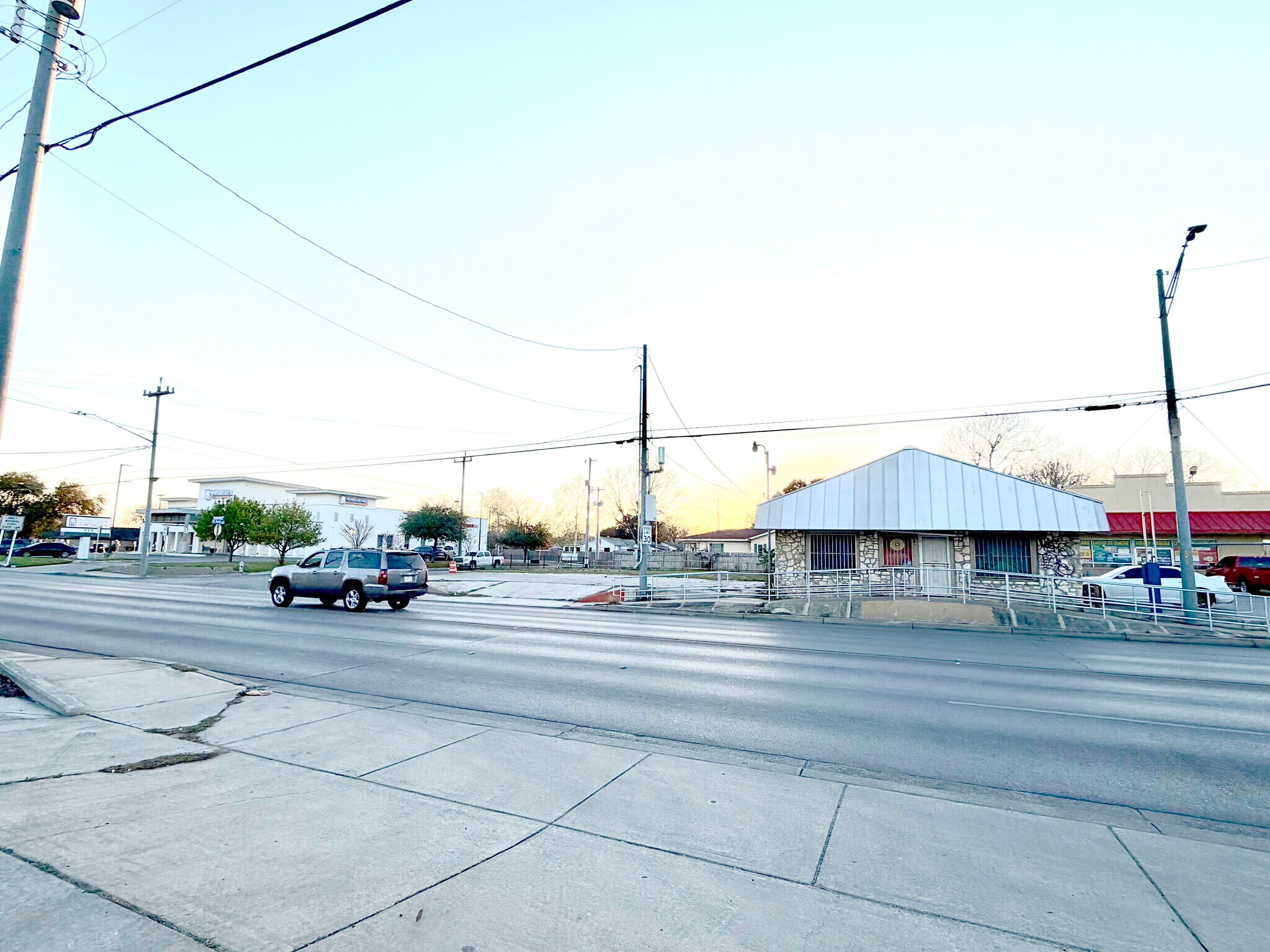 615 Pleasanton Rd, San Antonio, TX à vendre Photo principale– Image 1 sur 8