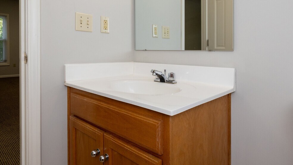 2821 S Hurstbourne Pky, Louisville, KY à vendre - Photo intérieure – Image 3 sur 6