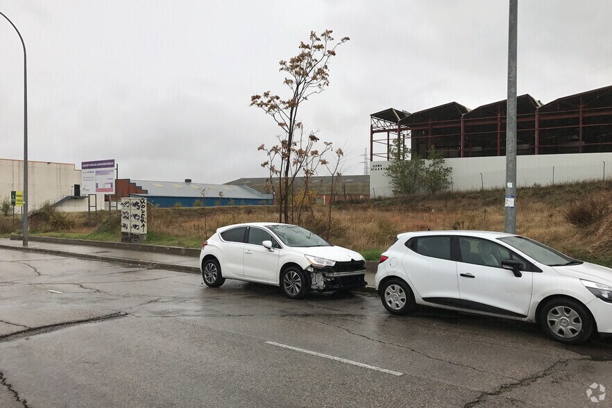 Calle del Puerto Guadarrama, 5, Móstoles, Madrid à vendre - Photo de l’immeuble – Image 3 sur 5