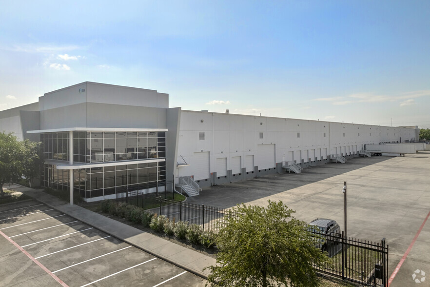 850 Greens Pky, Houston, TX à louer - Photo de l’immeuble – Image 2 sur 4