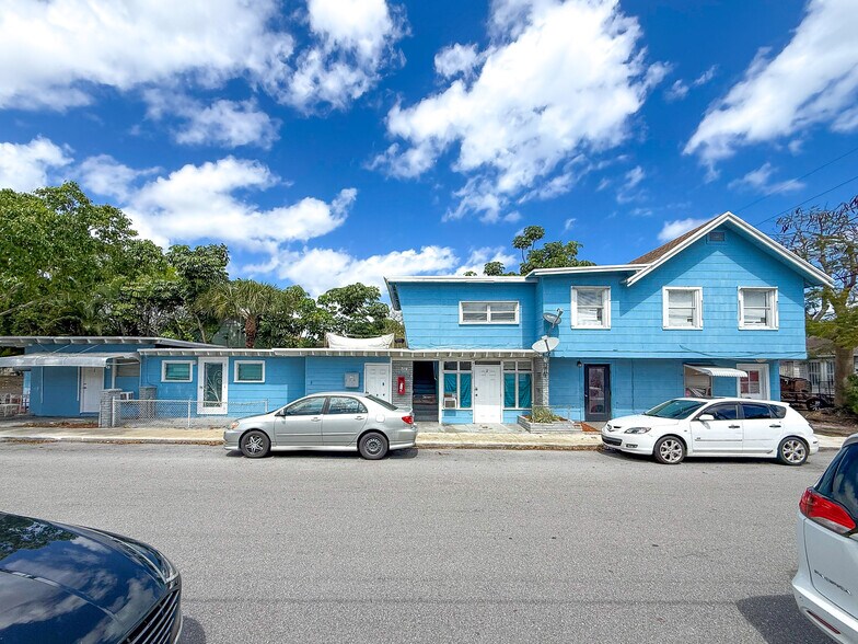 714 4th Ave N, Lake Worth Beach, FL à vendre - Photo principale – Image 1 sur 6