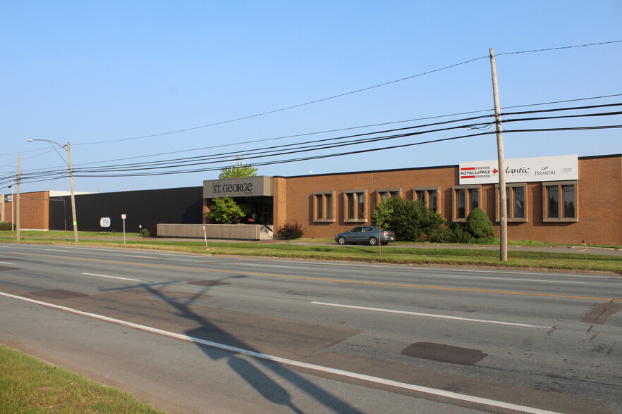 653 St George Blvd, Moncton, NB à louer - Photo de l’immeuble – Image 2 sur 10