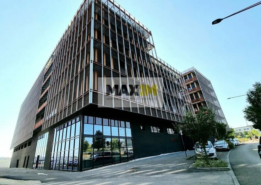 Bureau dans Dijon à louer - Photo de l’immeuble – Image 1 sur 2