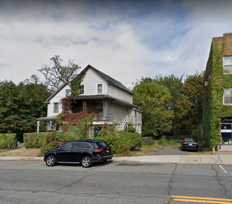 189 Brook St, Scarsdale, NY à vendre Photo principale– Image 1 sur 4