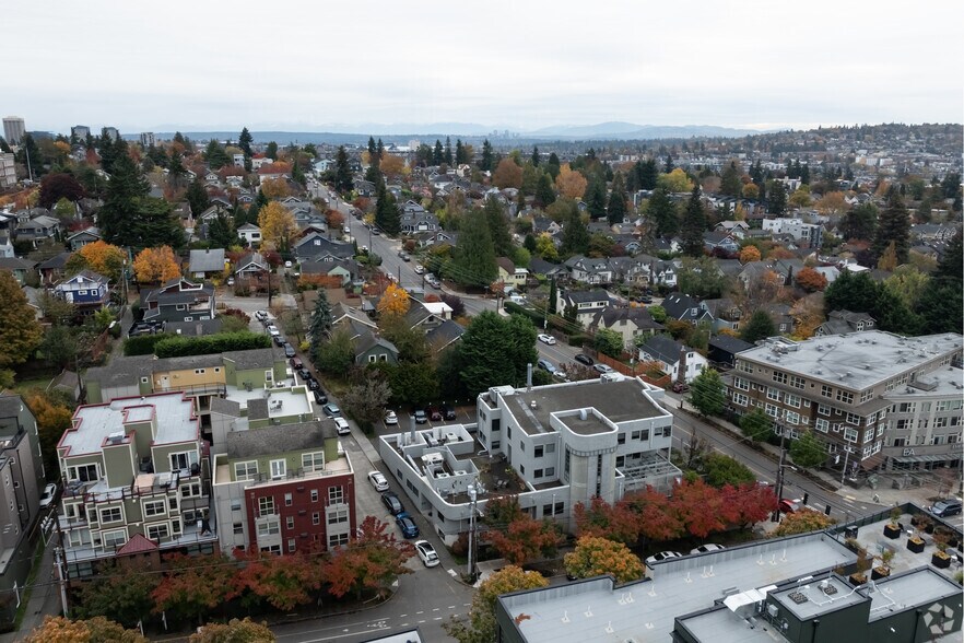 4010 Stone Way N, Seattle, WA à louer - Photo de l’immeuble – Image 3 sur 3