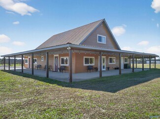 Plus de détails pour 1103 County Road 359, Crossville, AL - Bureau à vendre