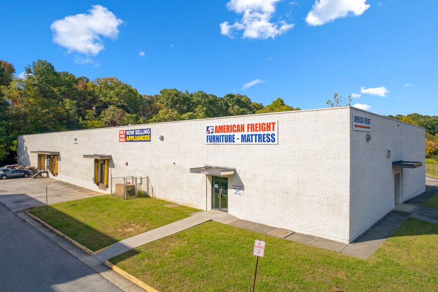 4496 Electric Rd, Roanoke, VA à louer - Photo de l’immeuble – Image 3 sur 7
