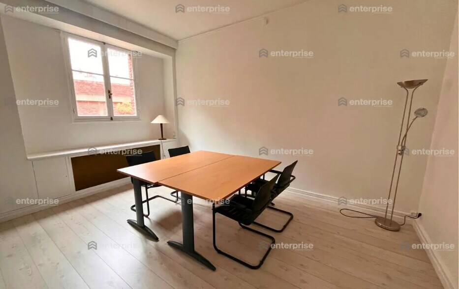 Bureau dans Amiens à louer - Photo de l’immeuble – Image 2 sur 4