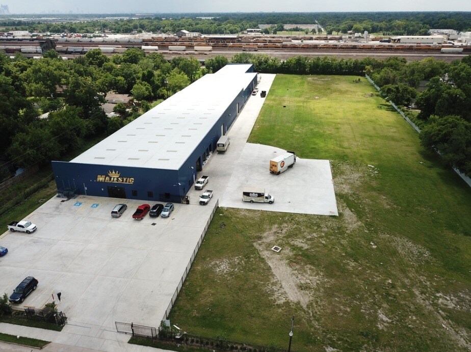 6511 N Wayside Dr, Houston, TX à vendre Photo de l’immeuble– Image 1 sur 15