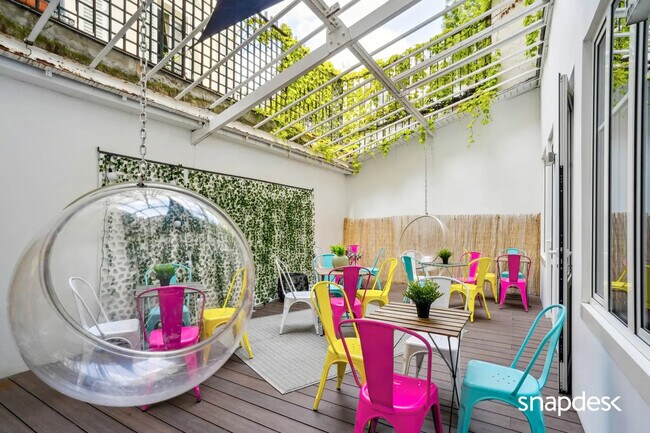 Plus de détails pour 21 Rue Du Faubourg Du Temple, Paris - Coworking à louer