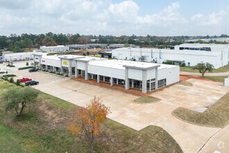 680 N FM 3083 Rd W, Conroe, TX - Vue aérienne  vue de carte