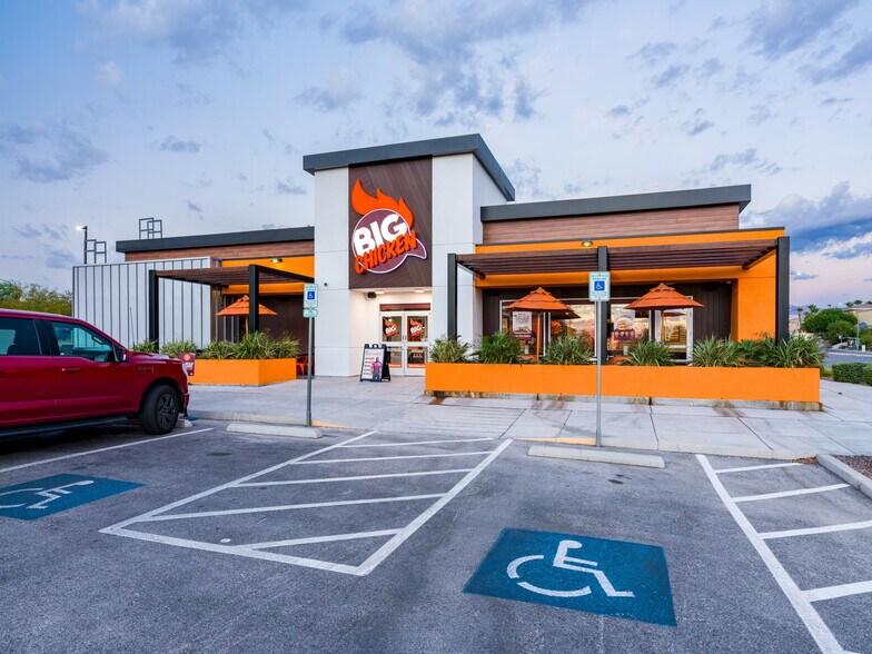 9595 W Tropicana Ave, Las Vegas, NV à louer - Photo de l’immeuble – Image 2 sur 18