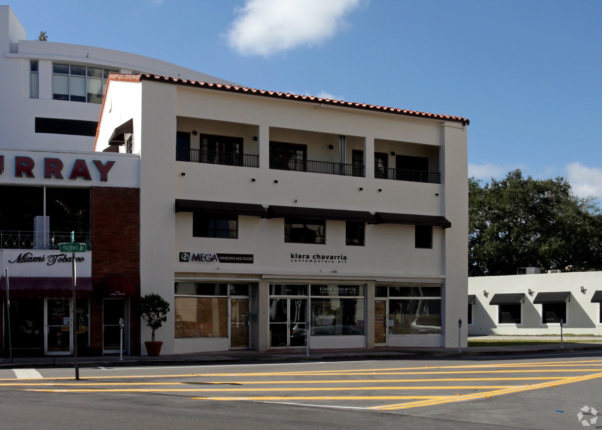 2910-2914 Ponce De Leon Blvd, Coral Gables, FL à louer Photo principale– Image 1 sur 5