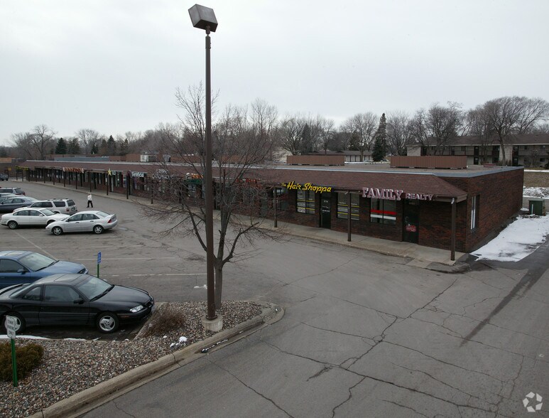 9010-9072 Lyndale Ave S, Bloomington, MN à louer - Photo de l’immeuble – Image 3 sur 10