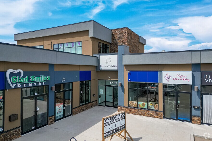 3131 27th St NE, Calgary, AB à vendre - Photo de l’immeuble – Image 3 sur 18