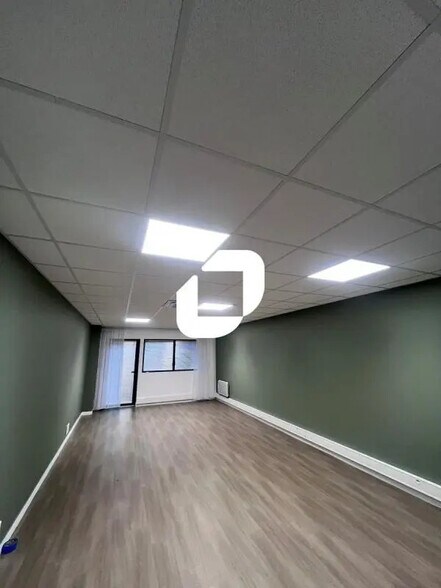 Bureau dans Serris à louer - Photo de l’immeuble – Image 2 sur 3