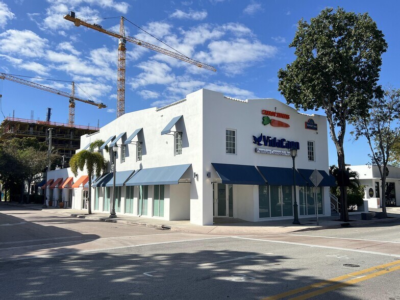 5850 Sunset Dr, South Miami, FL à louer - Photo de l’immeuble – Image 1 sur 3