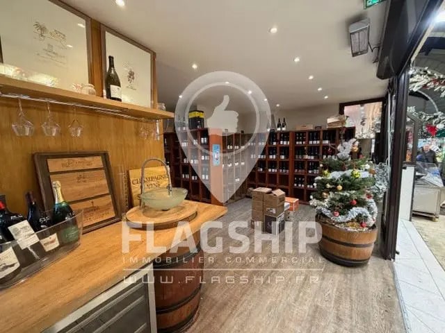 Plus de détails pour Local commercial à louer