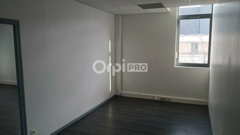 Bureau dans Reims à louer - Photo intérieure – Image 2 sur 5
