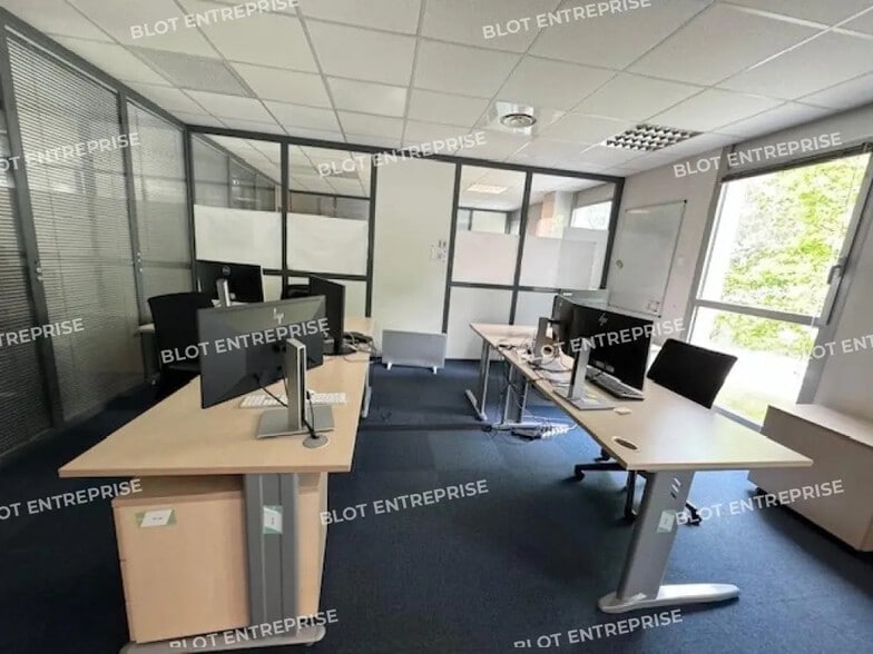 Bureau dans Nantes à louer - Photo de l’immeuble – Image 2 sur 8