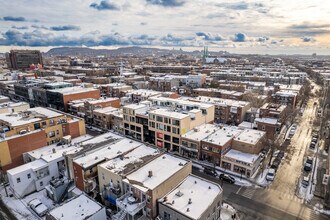 7472-7480 Rue Saint-Hubert, Montréal, QC - Vue aérienne vue de carte